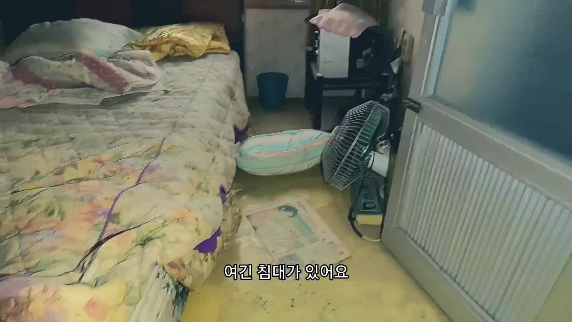 23년째 방치된 폐여관....jpg | 인스티즈