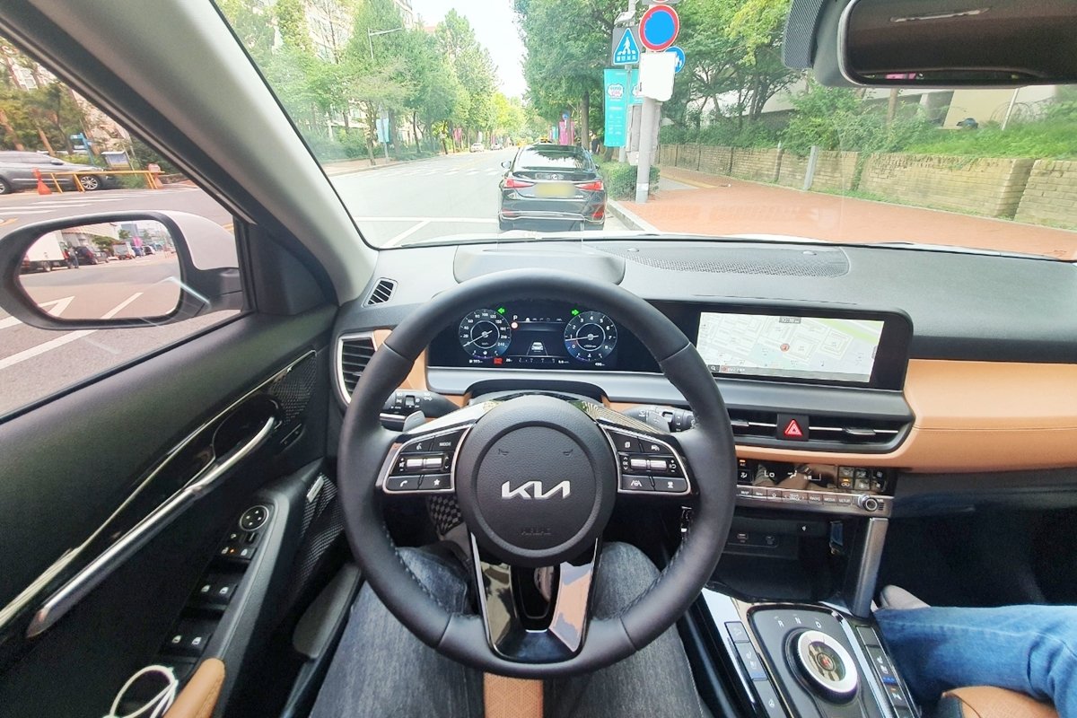 기아 셀토스 인테리어