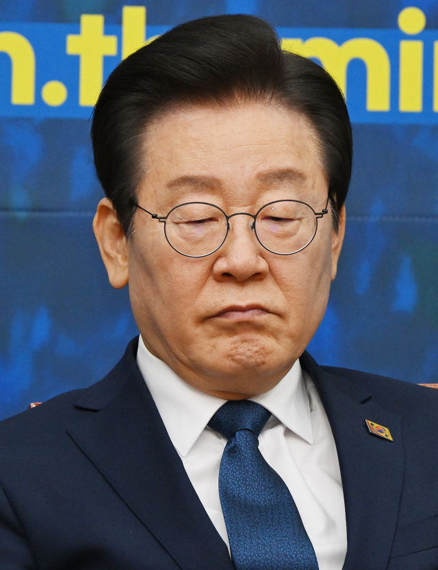 선고 앞두고 여유 있는 모습 이재명…오후에는 무슨 표정 지을까?