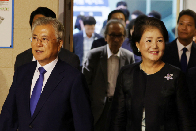 檢, 문다혜·김정숙 조사 안 한다…'文 전 대통령 수사 정해진 것 없어'