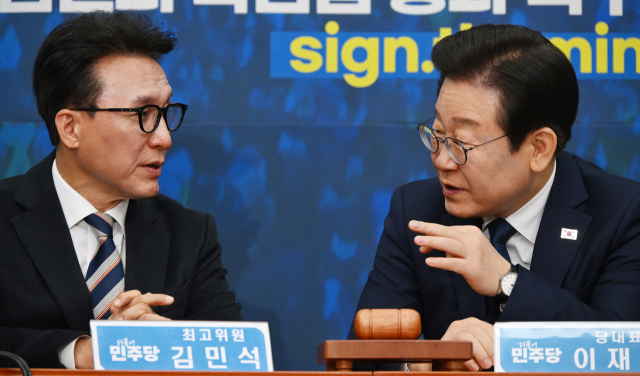 선고 앞두고 여유 있는 모습 이재명…오후에는 무슨 표정 지을까?