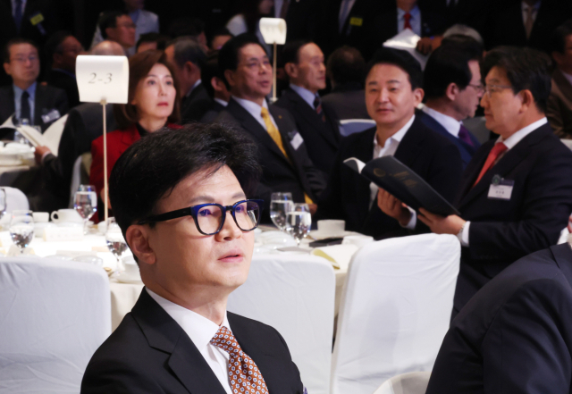 지속되는 '당원게시판 논란'에… 균열 커지는 與