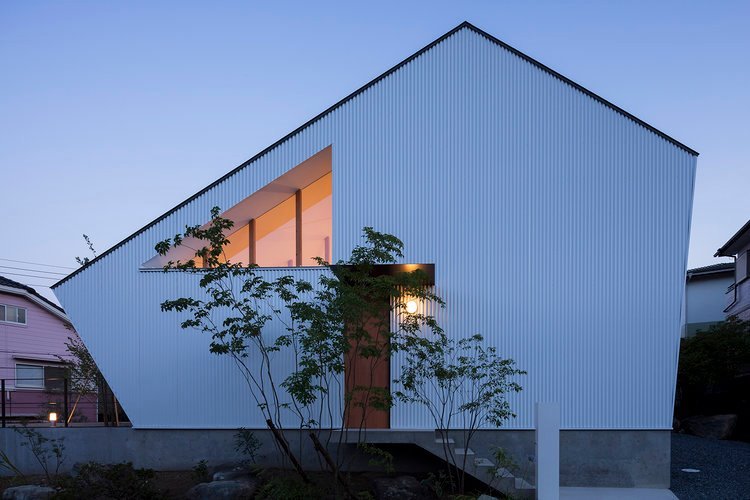 arbol design ©Yashunori Shimomura