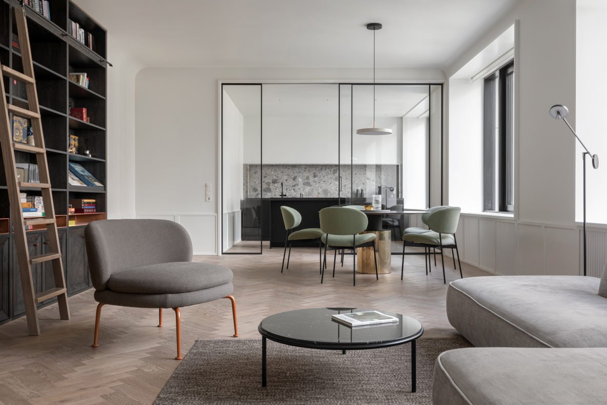 © INT2architecture