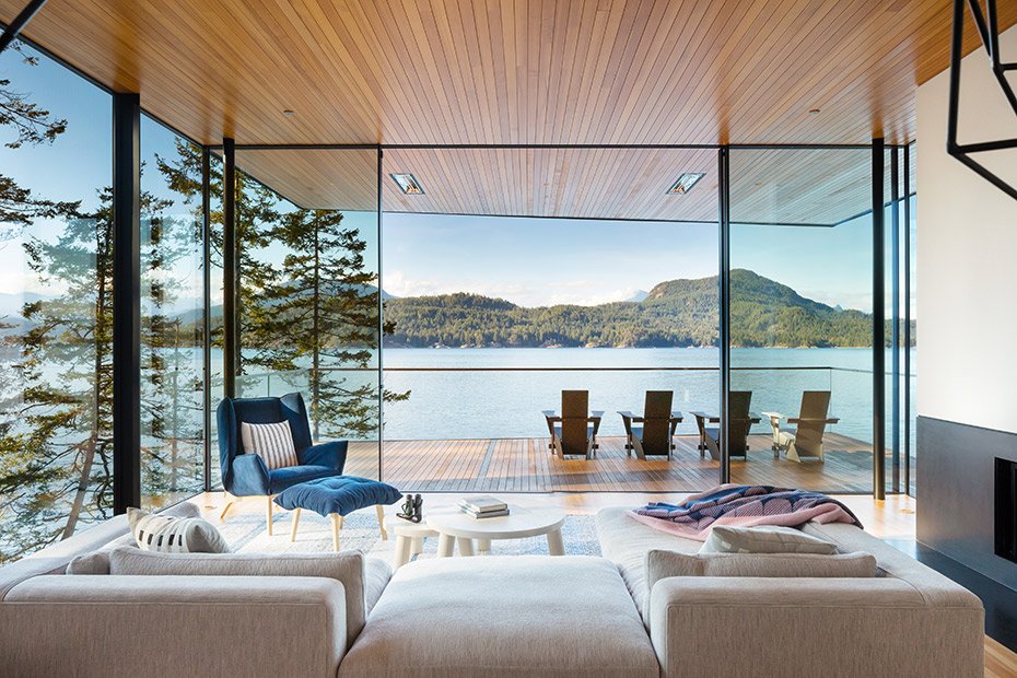 Office of Mcfarlane Biggar Architects + Designers Inc. ©Ema Peter Photography