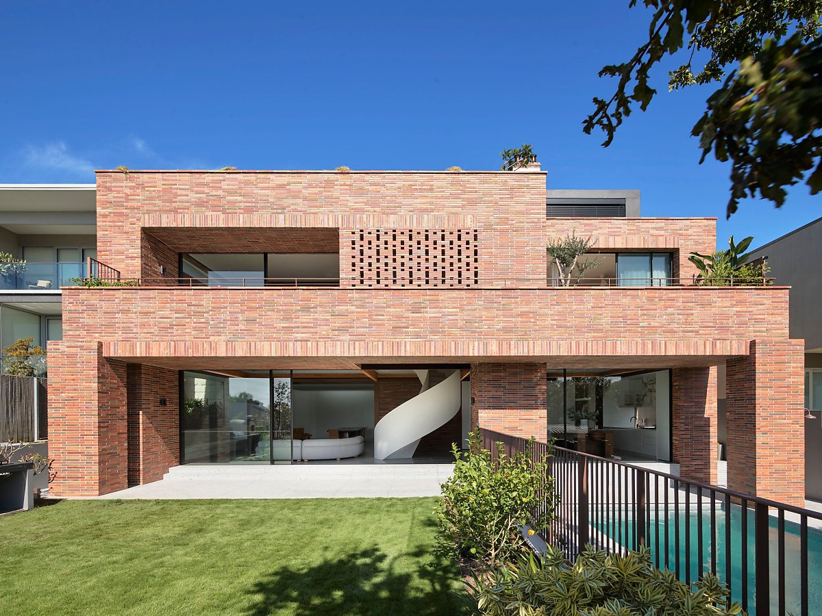 Madeleine Blanchfield Architects ©Anson Smart
