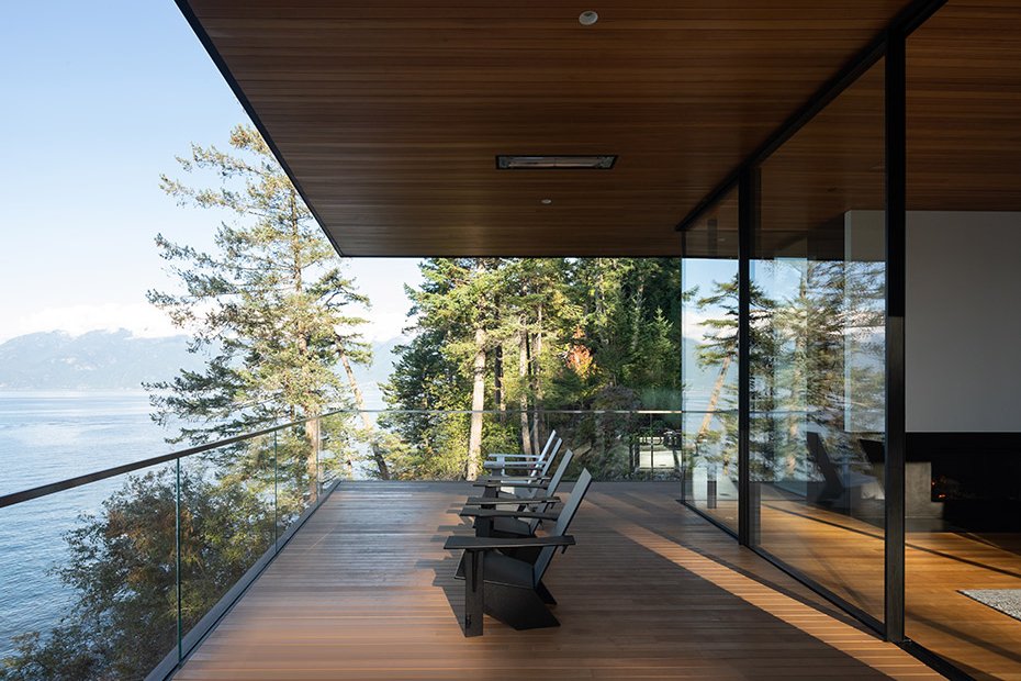 Office of Mcfarlane Biggar Architects + Designers Inc. ©Ema Peter Photography