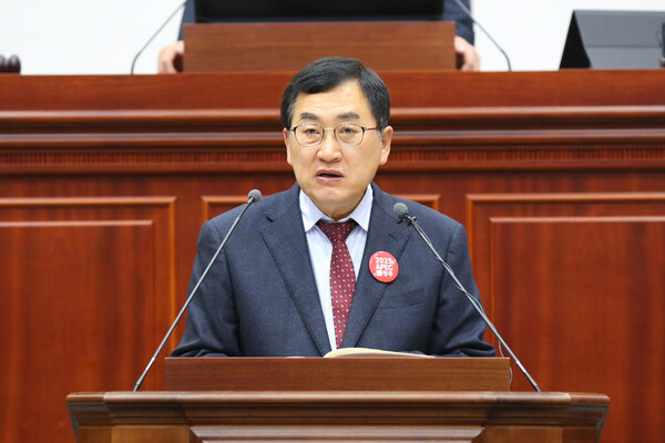 주낙영 시장이 28일 시의회 본회의장에서 열린 제287회 제2차 정례회에서 시정연설을 하고 있다. 사진=경주시청(포인트경제)