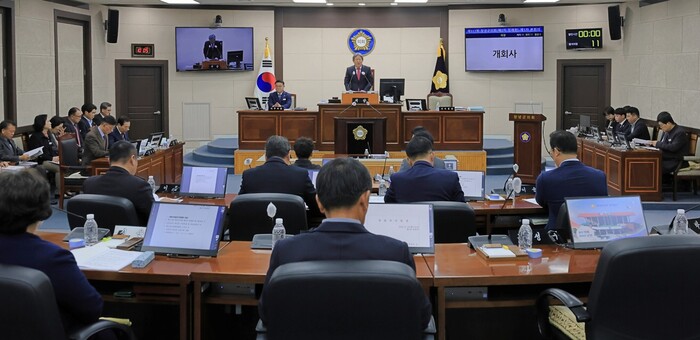 제317회 창녕군의회 제2차 정례회 개회.(사진=창녕군의회)