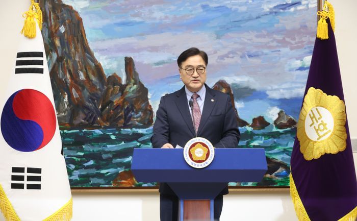 우원식 국회의장이 24일 오후 국회에서 현안 관련 기자회견을 하고 있다. ⓒ뉴시스