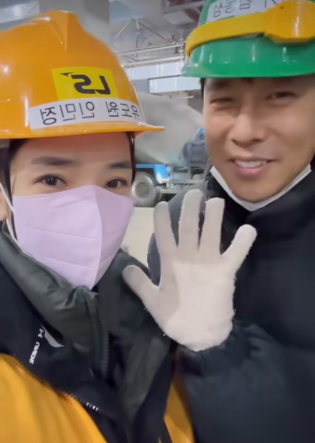근황을 공개한 전 쇼트트랙 선수 김동성과 그의 아내 인민정./전 쇼트트랙 선수 김동성의 아내 인민정 인스타그램