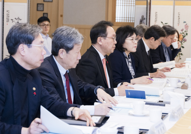 국산 원료 사용한 국가필수의약품, 내년 2월부터 약값 우대