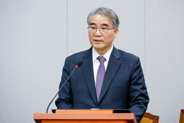 조한창 '헌법정신 근간은 국가권력 통제…탄핵심판 신속하게 판결하겠다'