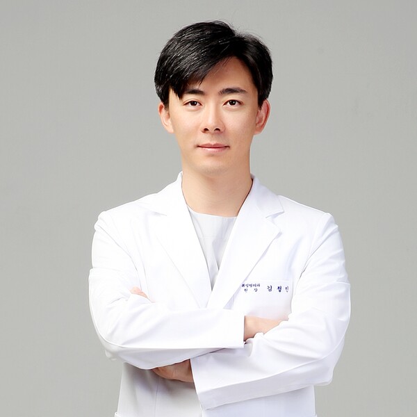 ▲뷰성형외과 김정민 원장
