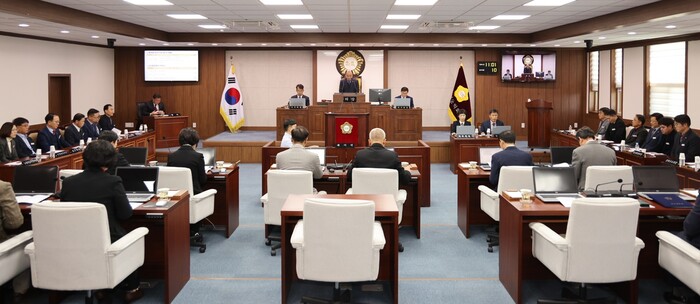 제286회 합천군의회 제2차 정례회 제3차 본회의.(사진=합천군의회)