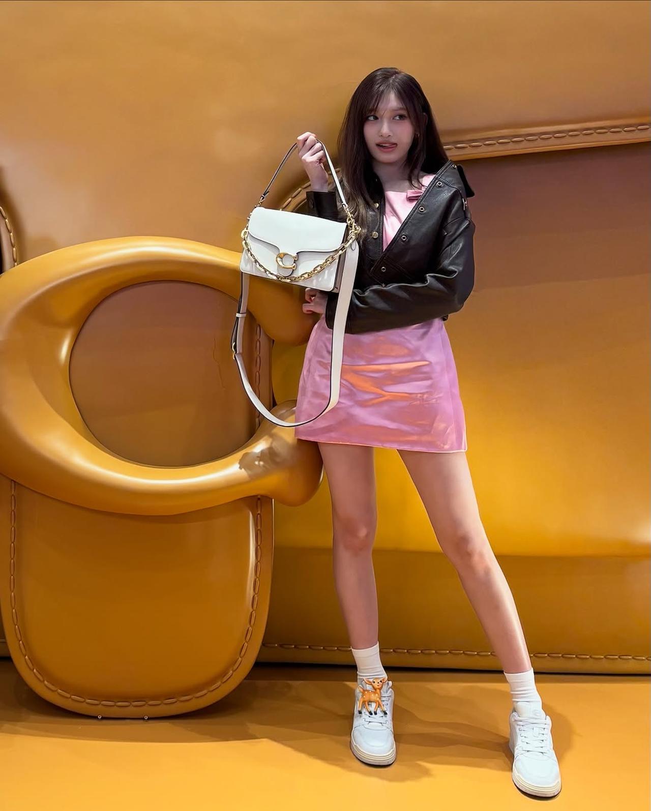 /Photo: Leeseo (IVE) via Instagram