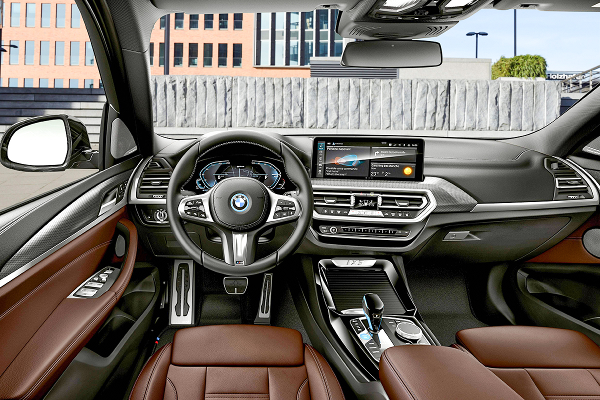 이미주-러블리즈-놀면뭐하니-자동차-BMW-iX3
