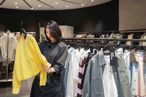 Shinsegae’s Spring Sale 2026: Discover Discounts on 400+ Brands!
