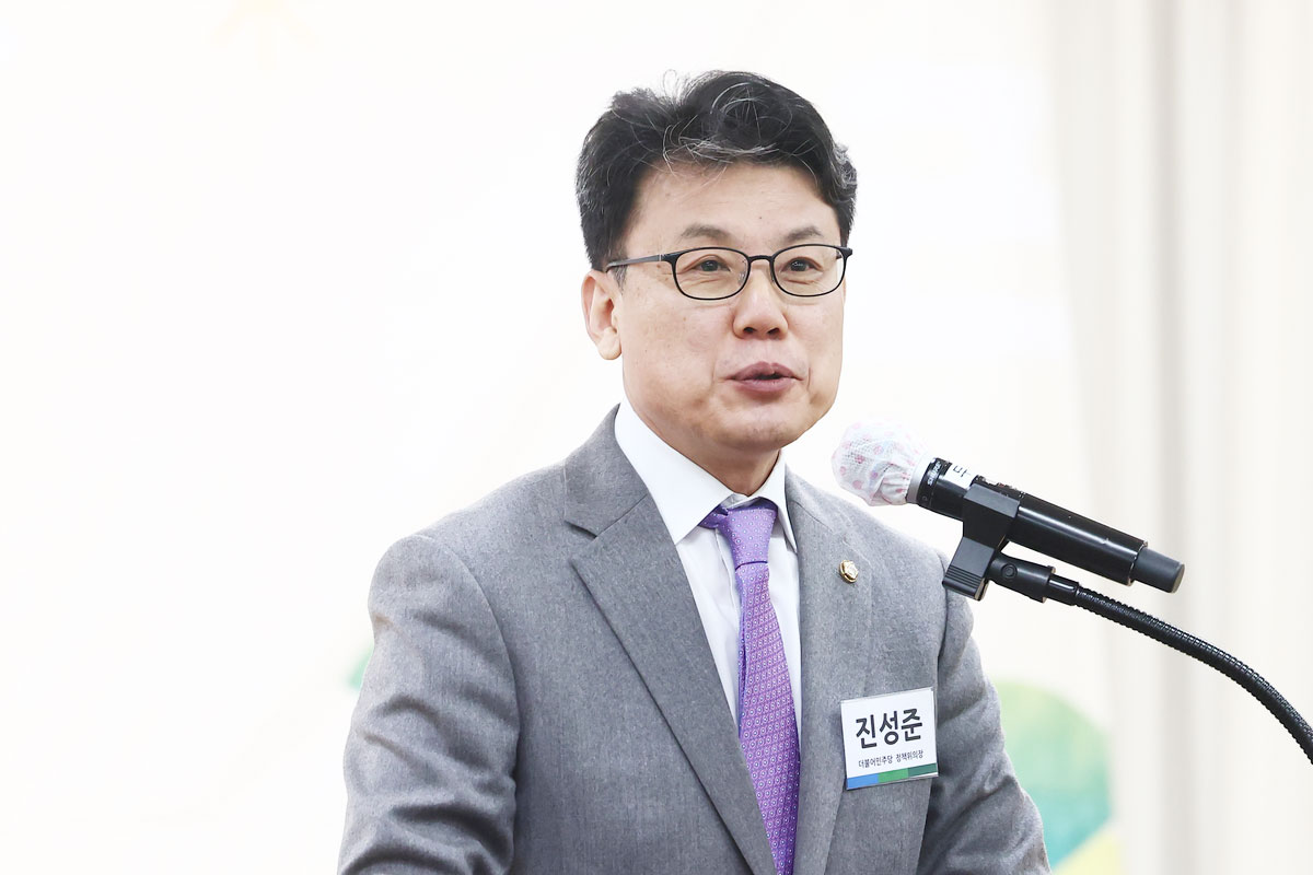 출처 : 뉴스 1