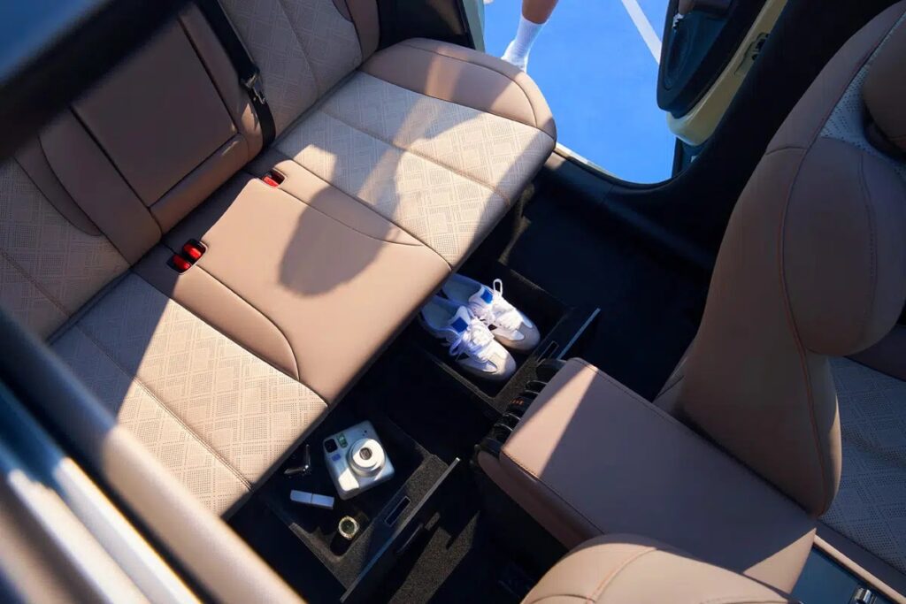 SUV