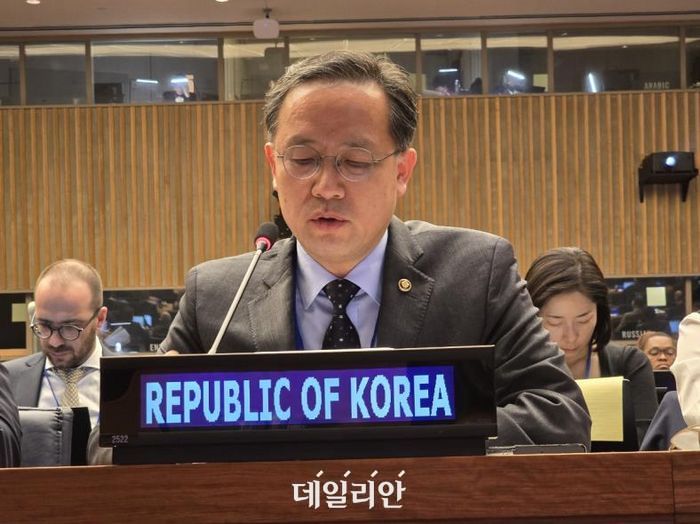 제56차 유엔통계위원회 본회의에서 발언하는 이형일 통계청장.ⓒ통계청