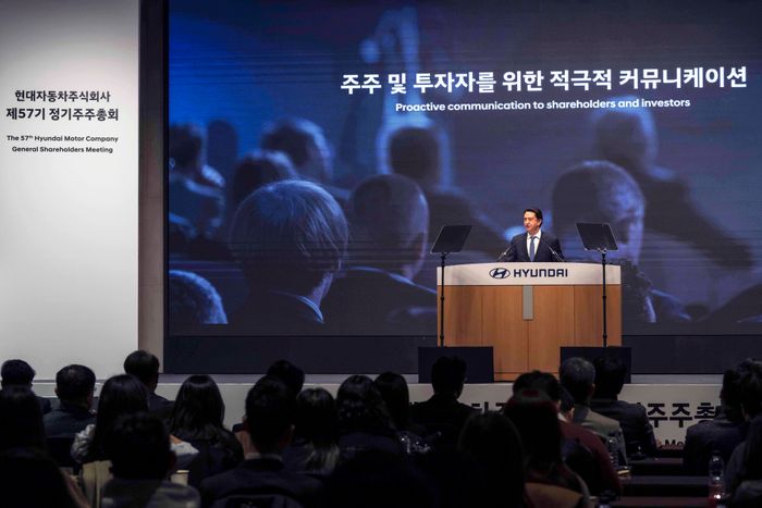 20일 서울 서초구 엘타워에서 진행된 제57기 현대차 정기 주주총회에서 호세 무뇨스 현대차 사장이 인사말을 하고 있다. ⓒ현대자동차