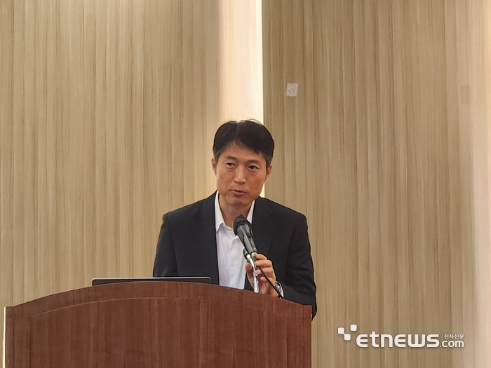 김석환 위믹스(WEMIX PTE. LTD) 대표가 17일 판교 위메이드 사옥에서 기자회견을 열고 해킹이 발생한 경위와 대응 현황, 향후 계획에 대해 발표했다.