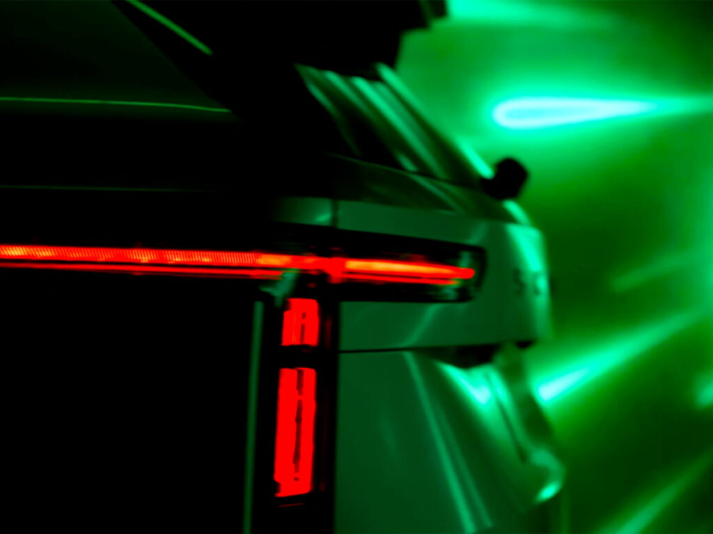 SUV