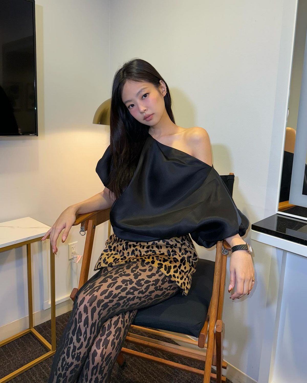 @jennierubyjane