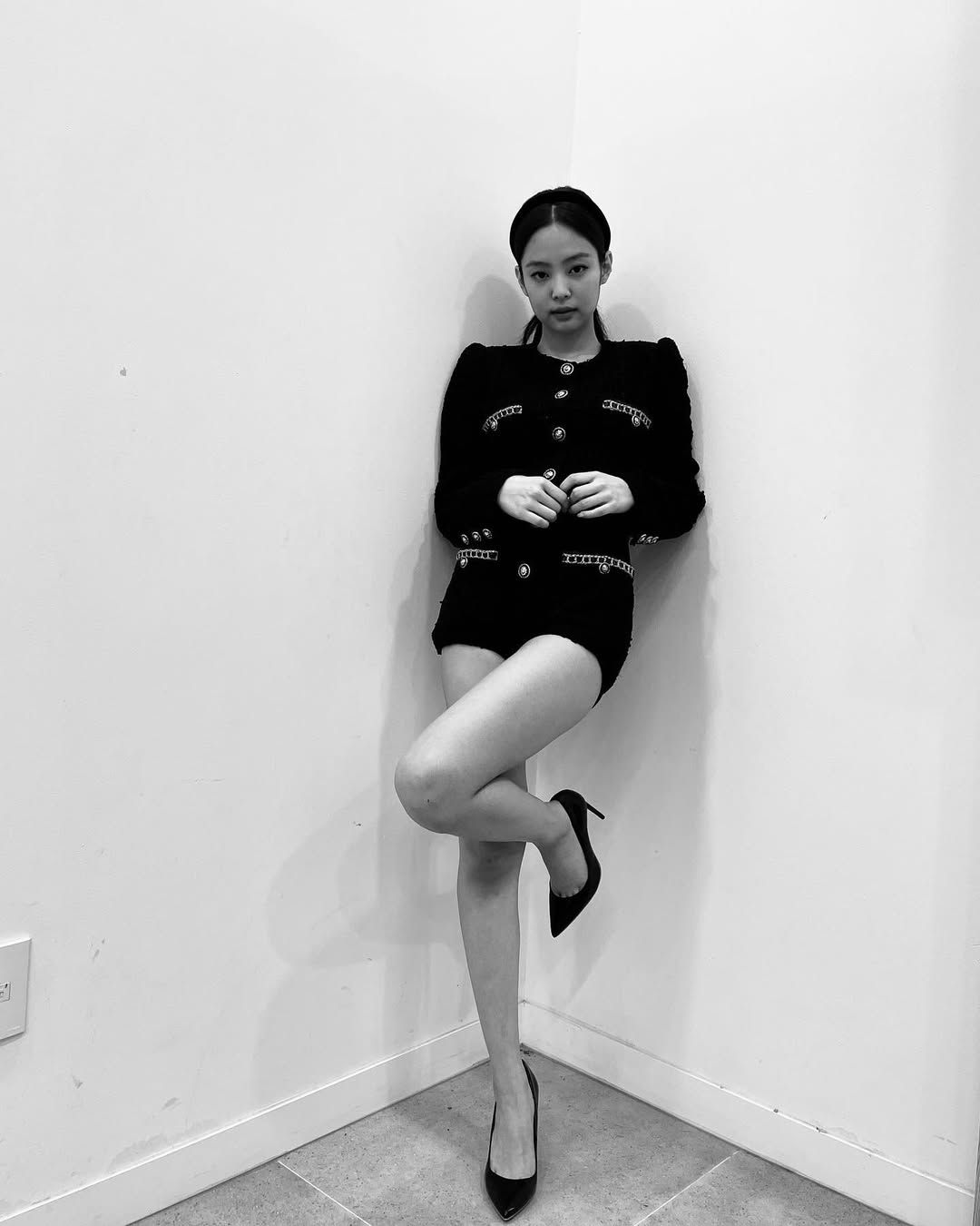@jennierubyjane