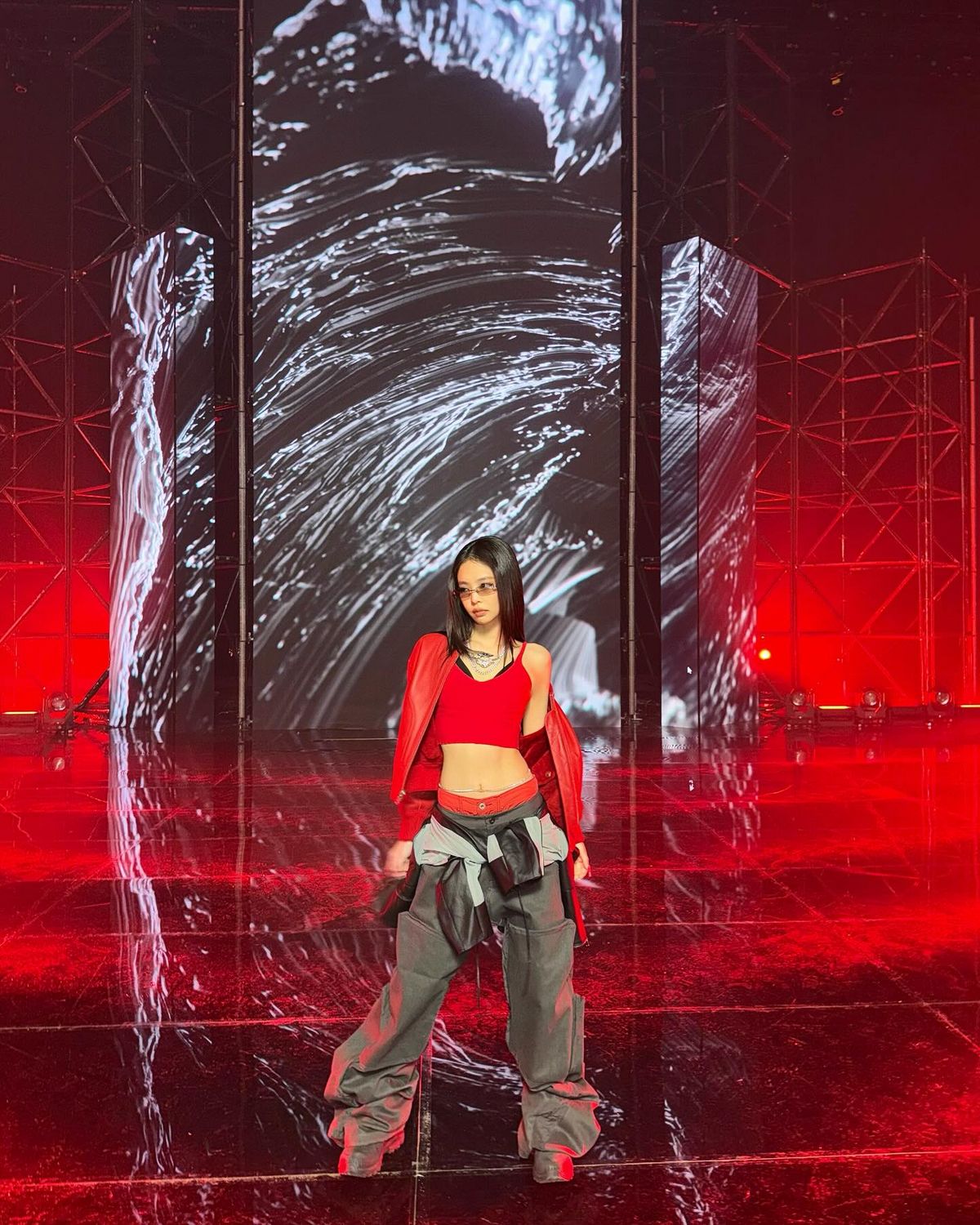 @jennierubyjane