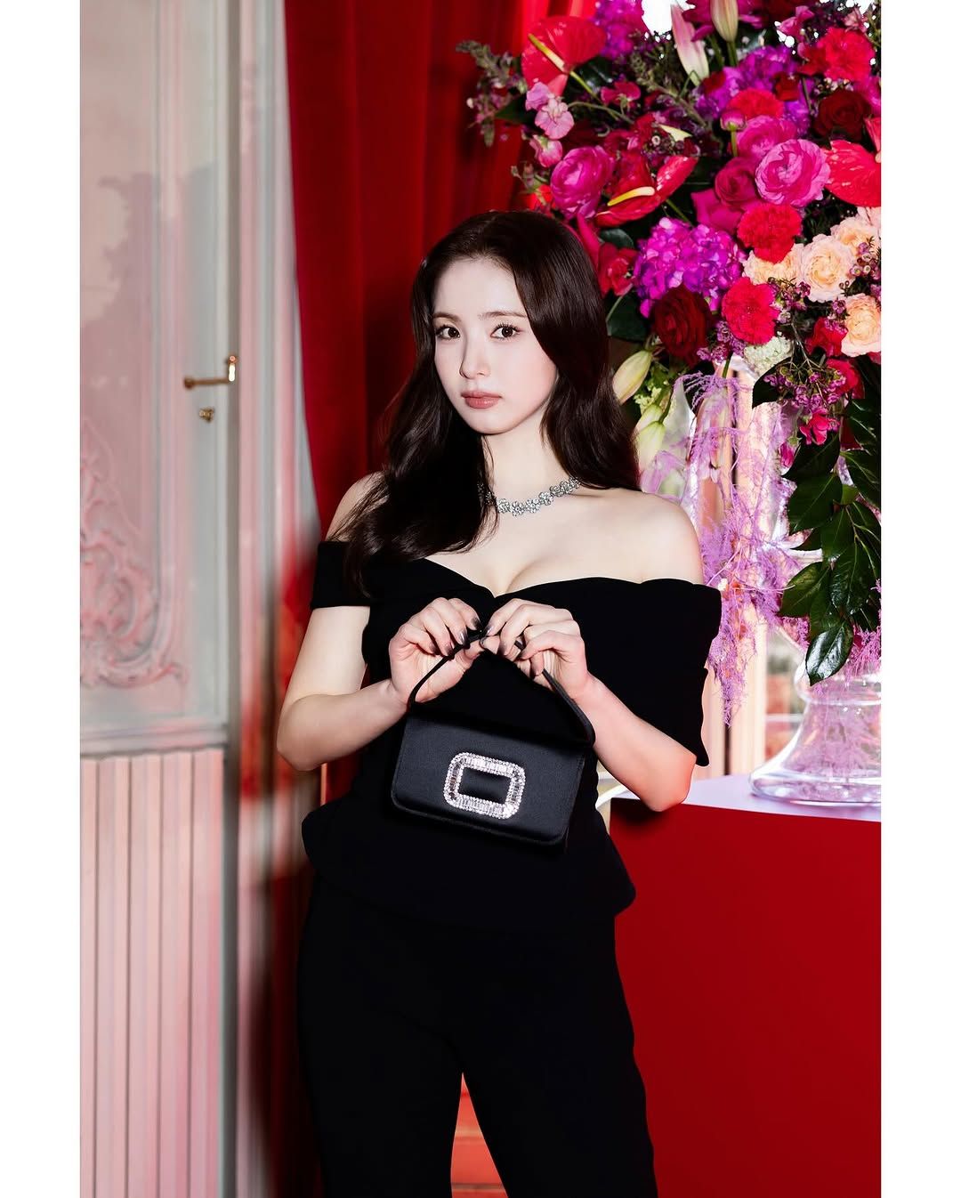 신세경