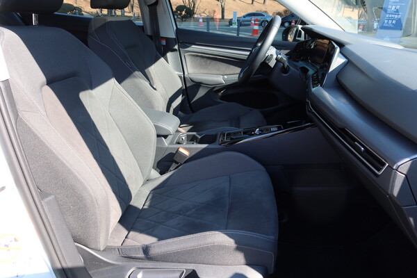 골프 2.0 TDI 운전석 시트 [오두환 기자]