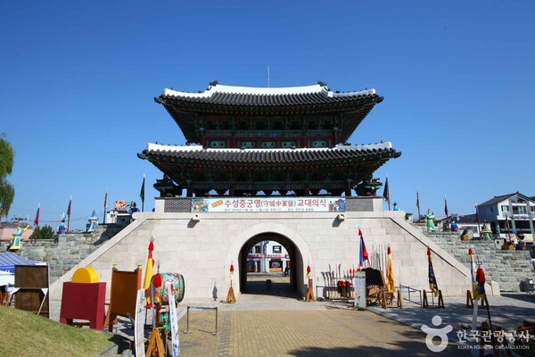 사진: 진주성 ⓒ한국관광공사 포토코리아-이범수