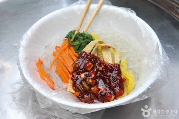 비빔당면(ⓒ한국관광공사 포토코리아-김지호)