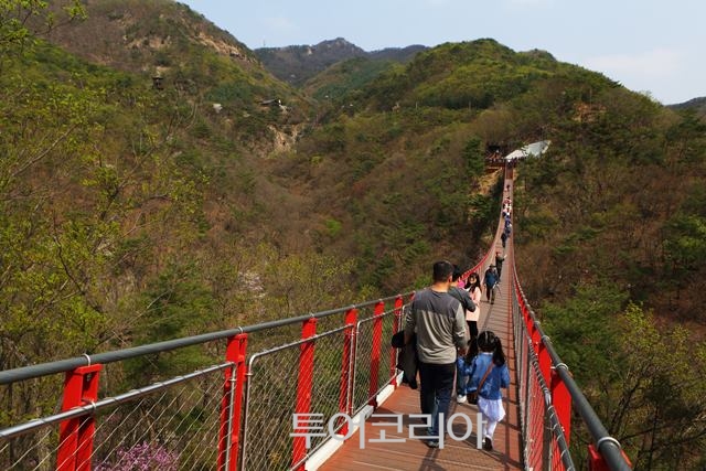 감악산 출렁다리