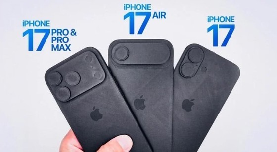 Dummy model based on a leaked iPhone 17 Air render revealed by YouTuber iDevicehelp (capture from MacRumors) / News1