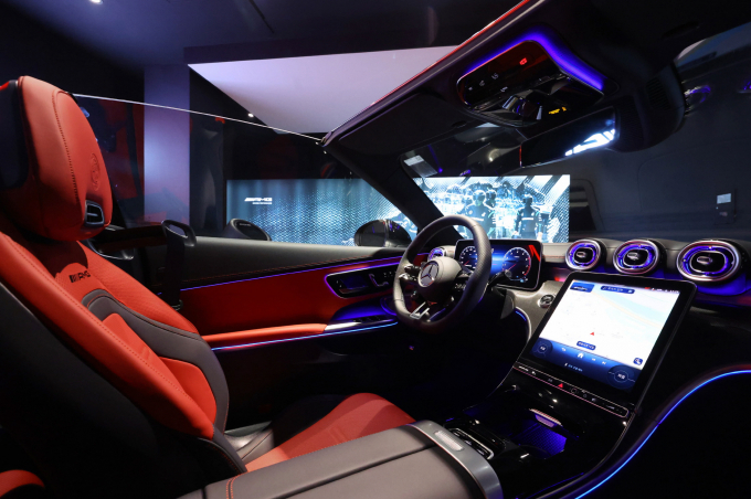  온라인 10대 한정판 AMG CLE 53 4MATIC+ 카브리올레 'AMG 한성 에디션 2025'가 16일부터 판매된다. /사진=한성자동차