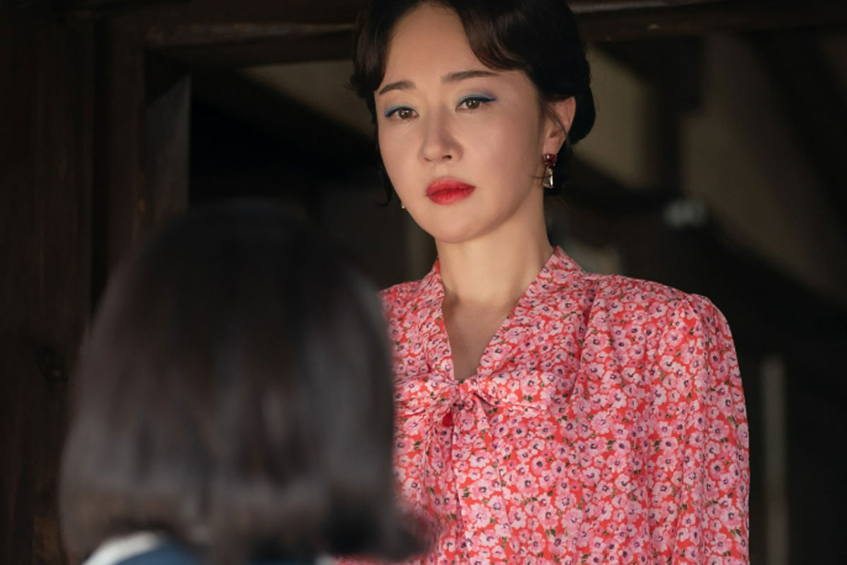 출처 : 엄지원 인스타그램