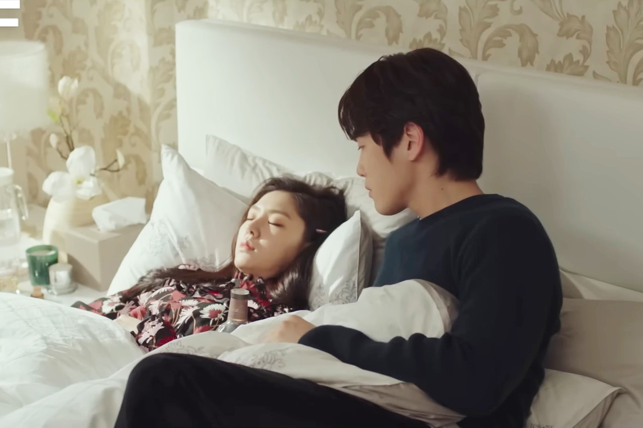 출처 : tvN '사랑의 불시착'