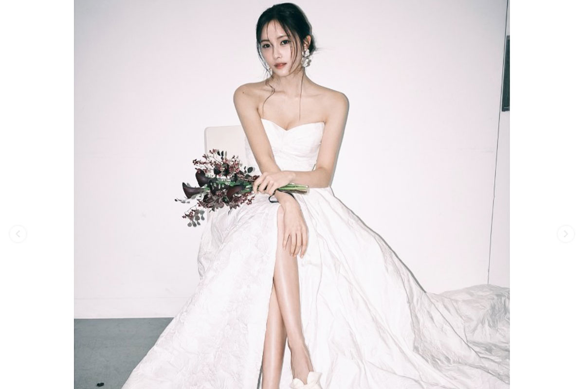 티아라-효민-결혼-신혼여행-포르쉐-파나메라GTS-연예인자동차-빈트뉴욕