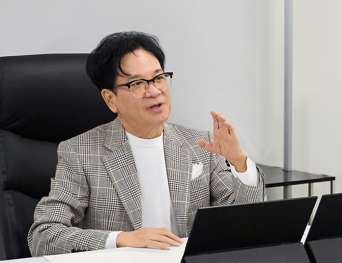 CJ그룹 이재현 회장이 지난 2일 CJ 일본지역본부를 찾아 주요 경영진들과 사업 성과를 점검했다.