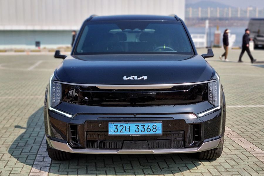 함께 하는 즐거움을 품은 전기 SUV - 기아 EV9 GT[별별시승]