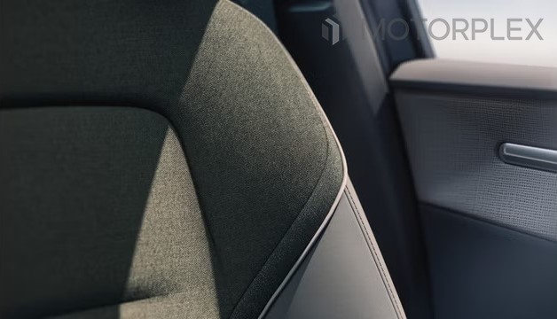 볼보 EX30 모스 에디션