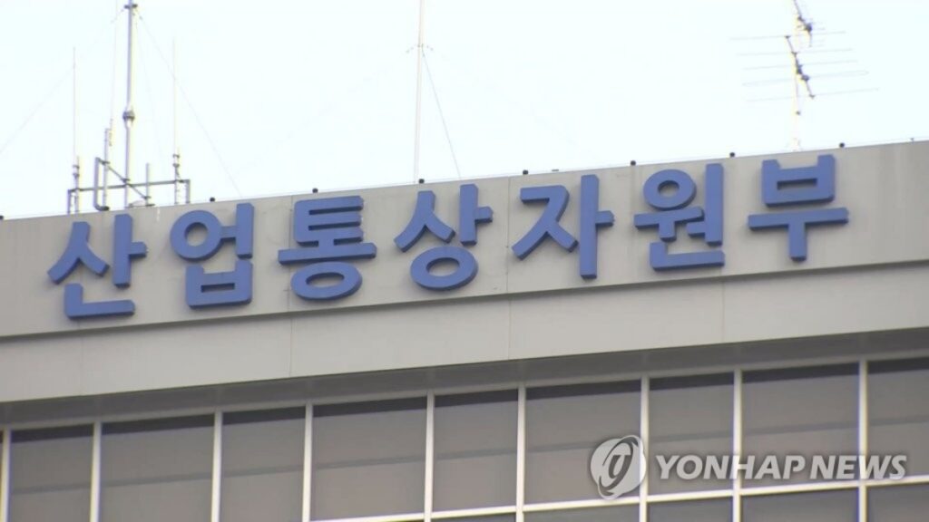 중국으로 줄줄이 떠나더니 삼성