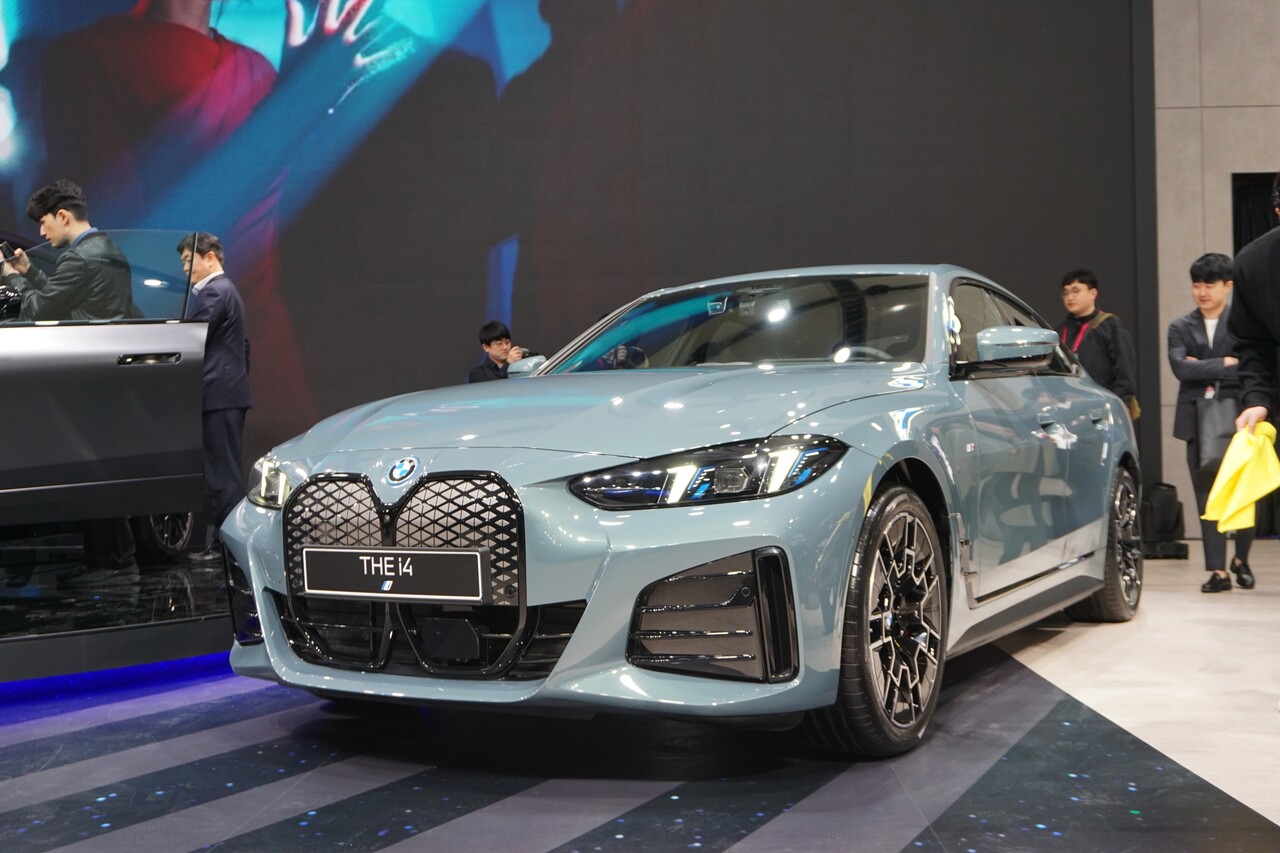 BMW 뉴 i4 그란 쿠페. / 허인학 기자