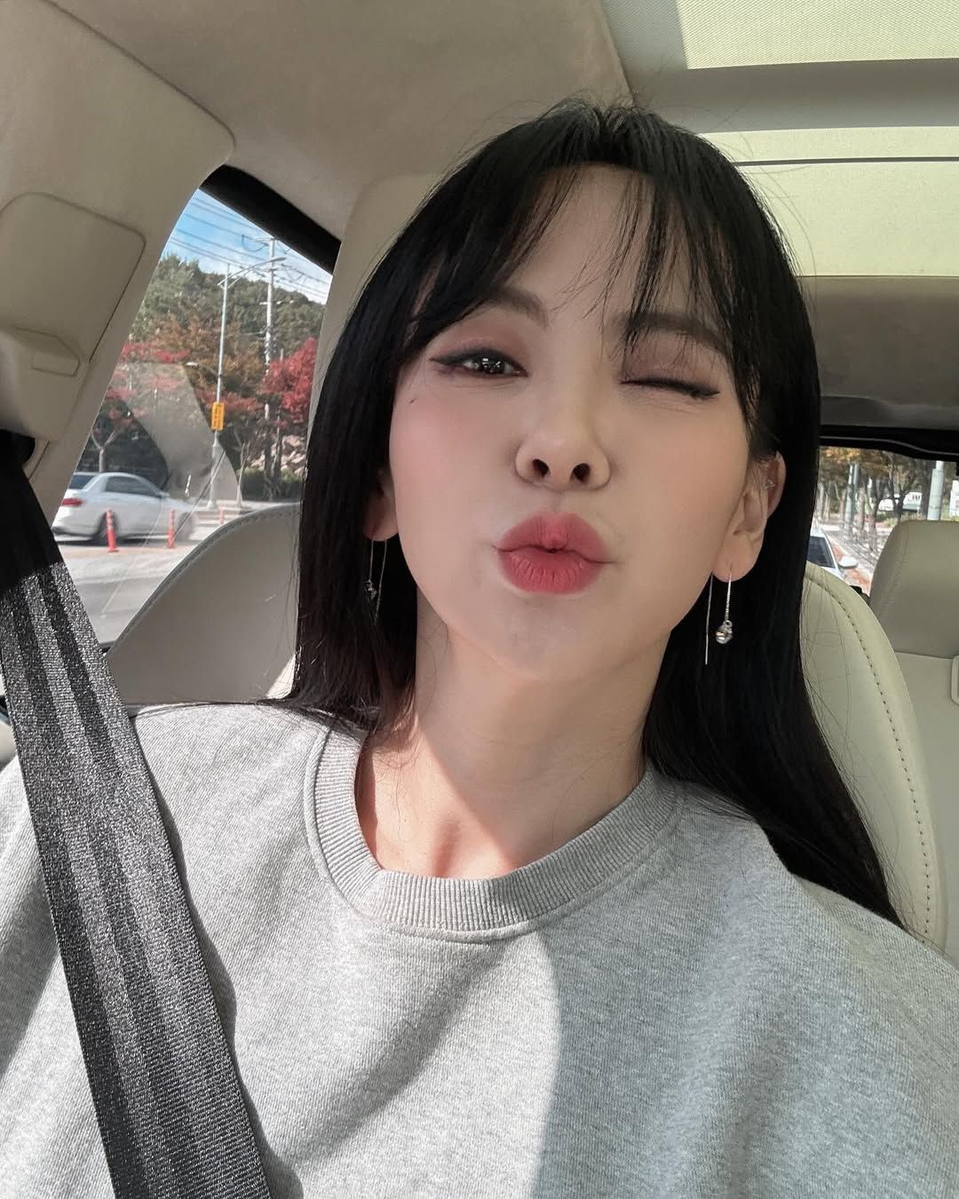 김지우 