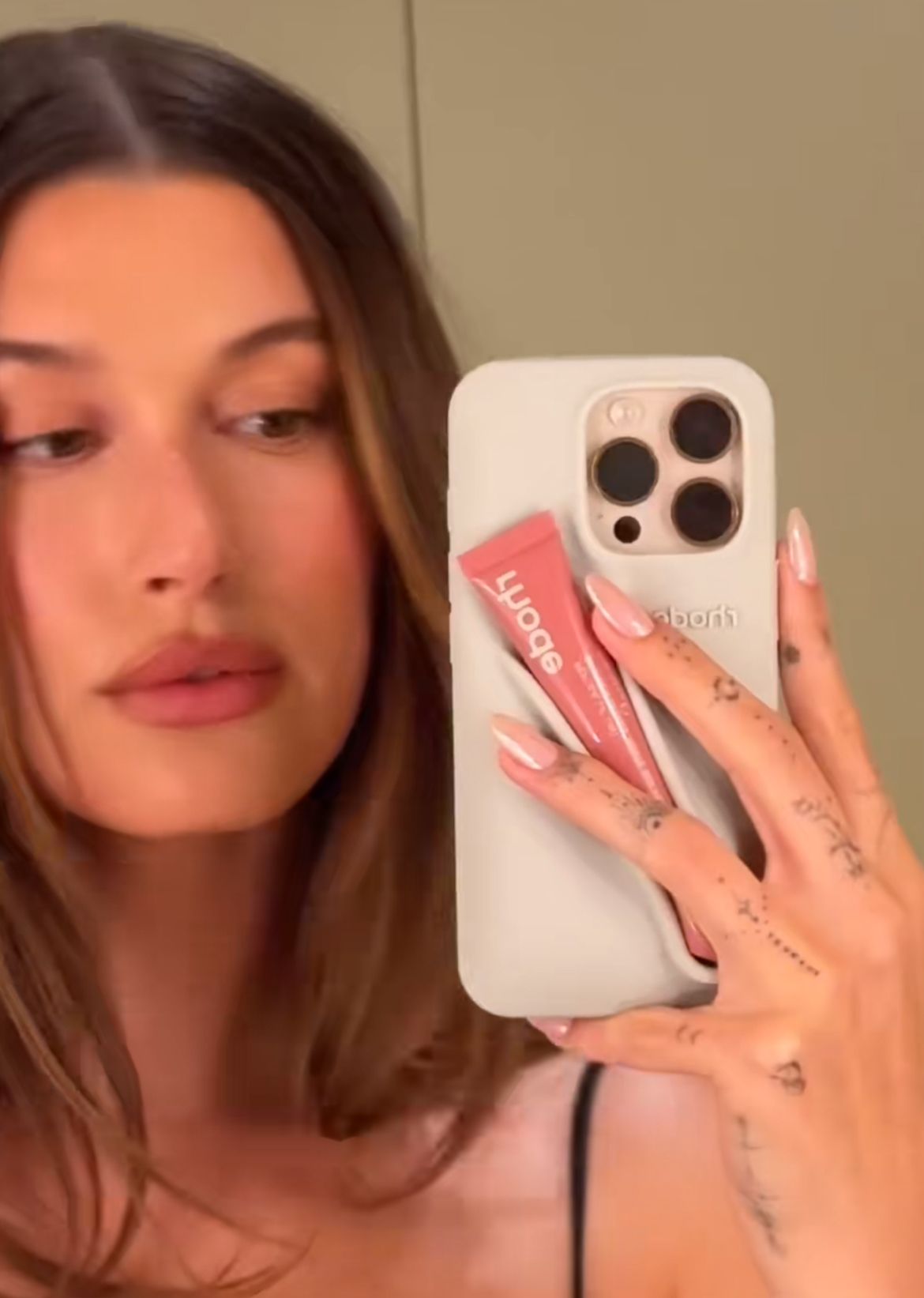 @haileybieber