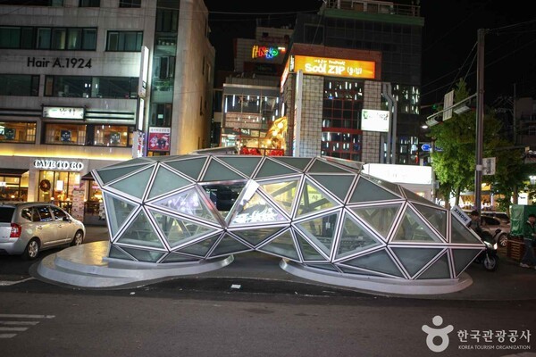 홍대거리 (출처=ⓒ한국관광공사 포토코리아-김지호)