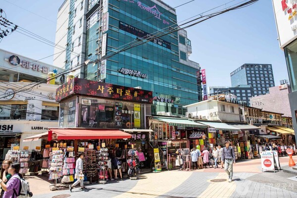 홍대거리 (출처=ⓒ한국관광공사 포토코리아-이범수)